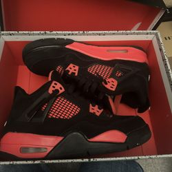 Jordan 4s 