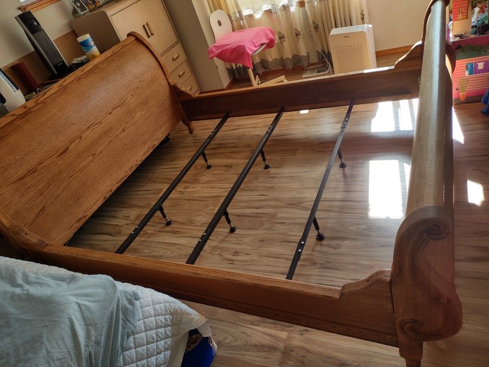 King Bed Frame ( California King)