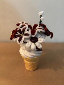 Handmade pipe cleaner flower ice cream vase