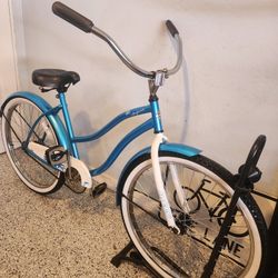🔥🔥🚲🚲Huffy 26" Baypointe Women's Cruiser Bike

🔥🔥🚲🚲🔥