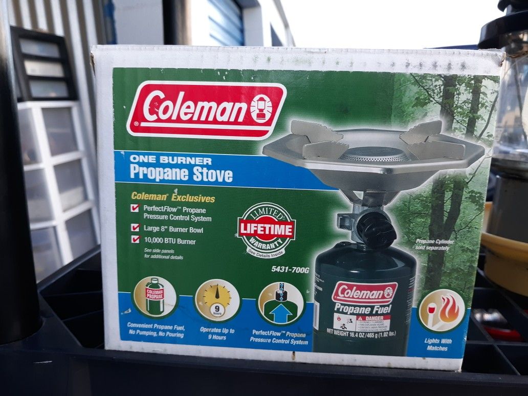 Coleman 1 burner camp stove.