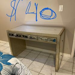 Mirror Desk