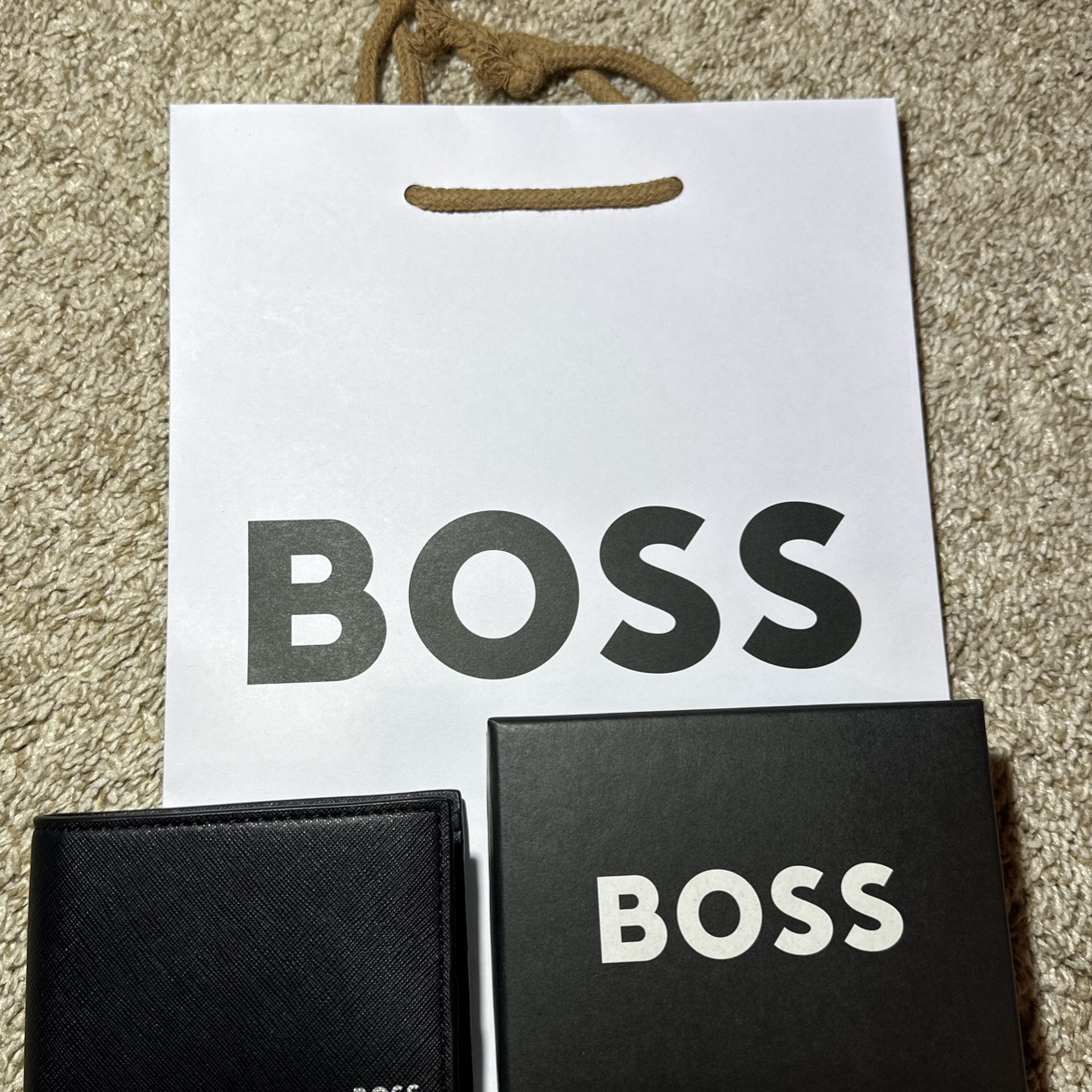 Boss Wallet Small-Medium Size