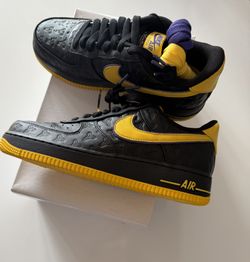 Men’s Air Force One X Kobe “Away” #5426/8000 QS Size 8.5 DS 