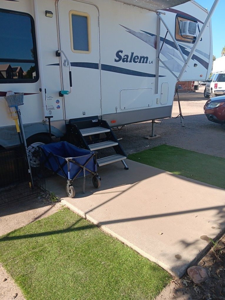 RV - Salem 5th Wheel