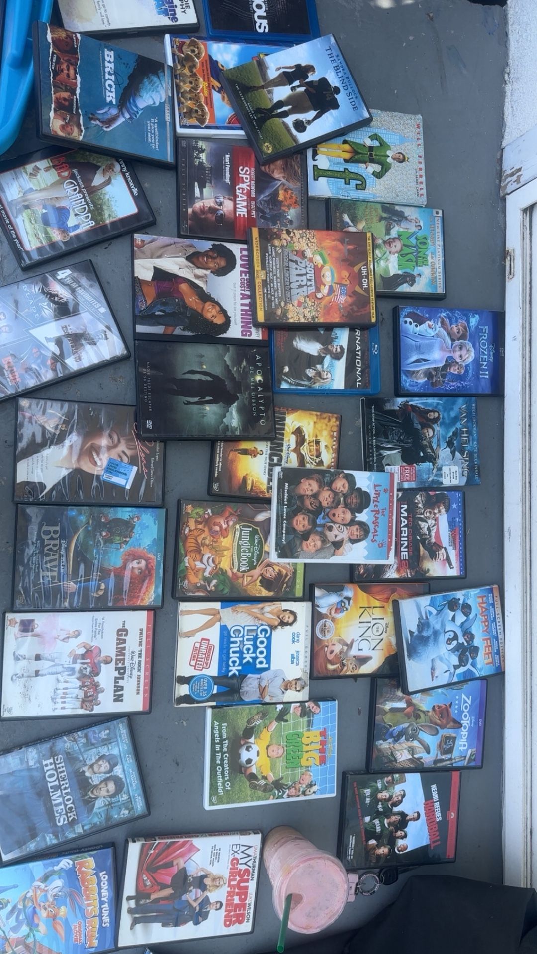 Movies/DVDS
