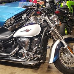 13 Kawasaki Vulcan 900