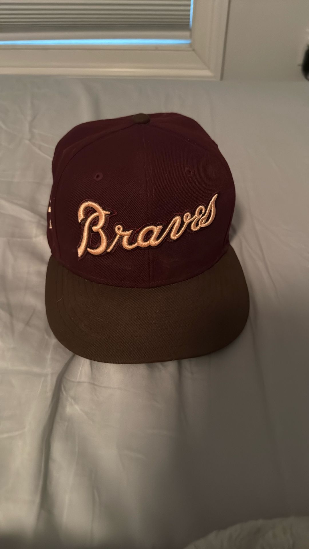 7 5/8 Braves fitted hat (world series 1995 stitching)