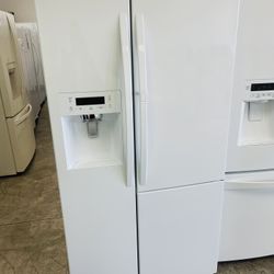 Kenmore Refrigerator 