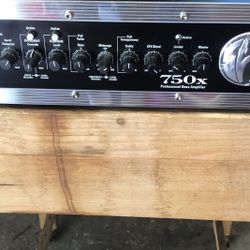 SWR Bass Amp 750X
