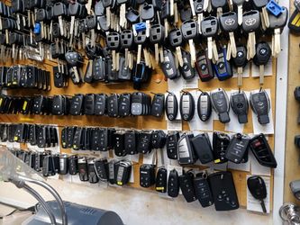 Car Keys for Many Vehicles