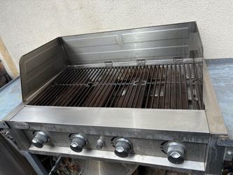Gas grill