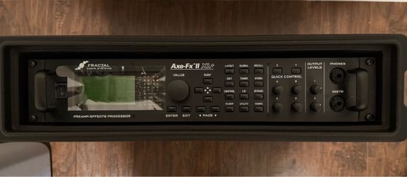 Fractal Audio Axe-Fx II XL+ Preamp/Effects Processor