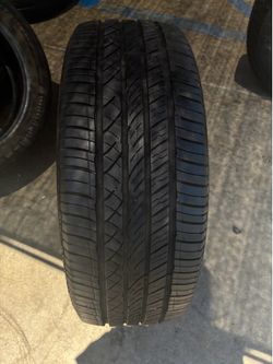 1 used tire 235/60/18