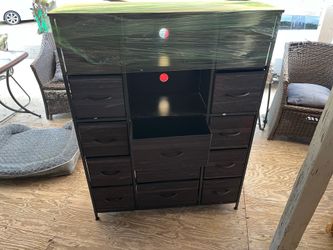 Dresser adapted for a TV