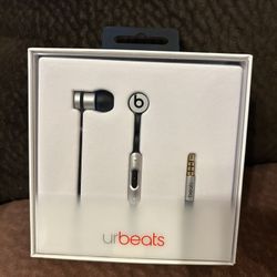 urBeats By Dr. Dre 2 Earphones