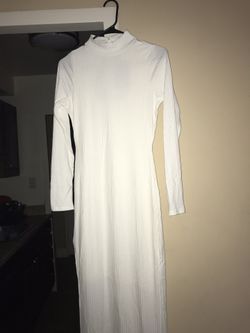 Fashion Nova long sleeve midi dress