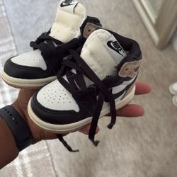 Jordan 1 Mocha 4c
