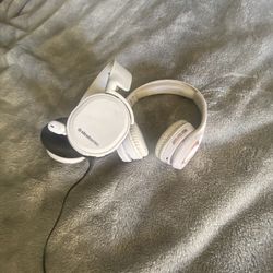 Headphones 