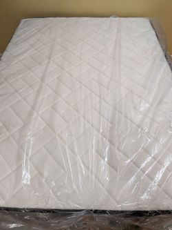 NEW Quee,n Ma,ttress 12" Hotel Collection Hybrid - $200 (60% OFF Retail). Free same-day delivery.