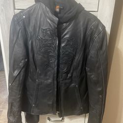 Woman’s Leather Jacket Size M