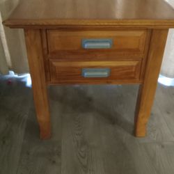 Coffee Table and Side Table