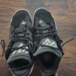 Jordan Why Not Zero.4 Size 7y/8.5 Womens