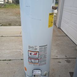 Water Heater 40 Gallons 