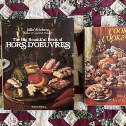 Vintage Cookbook Entertaining Classics, lot of 2, good condition.  The Big Beautiful Book of Hors D’oeuvres by Julia Weinberg 1980 (over 200 recipes) 
