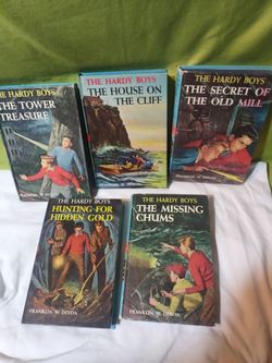 The Hardy Boys Hardcover Book Set of 5
