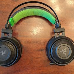 Razer - Nari Essential Wireless Gaming Headset

