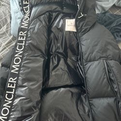 Moncler Jacket Sz L
