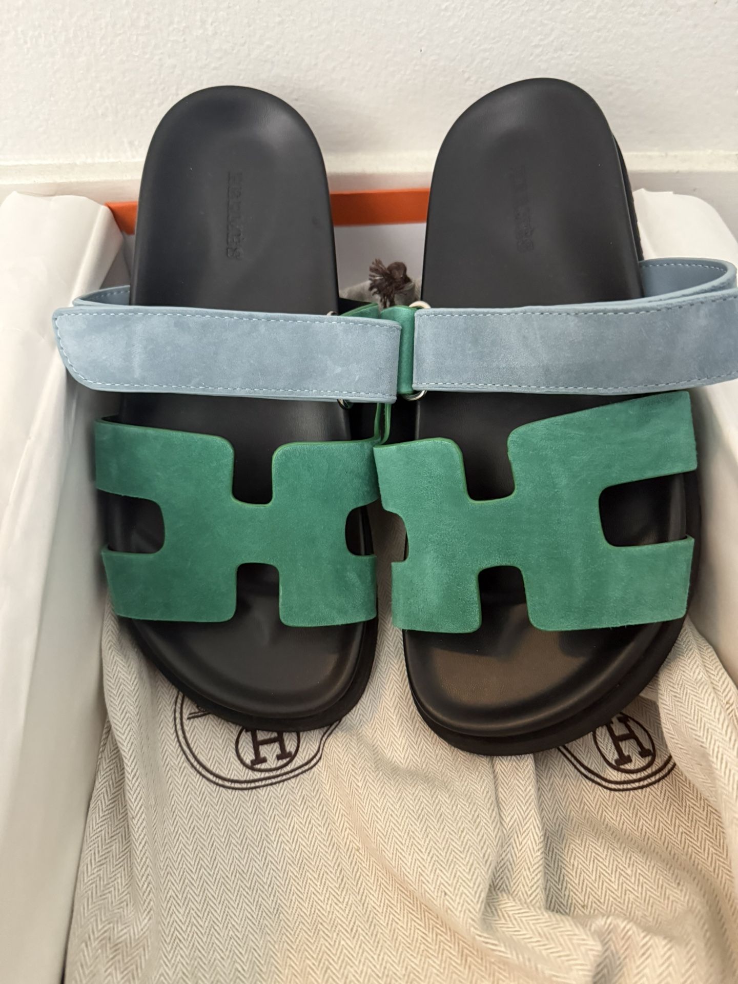 🔥🔥🔥🔥HERMES SOLD OUT FLATS - WONT LAST