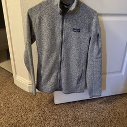 Patagonia Women’s Zip Up Size M