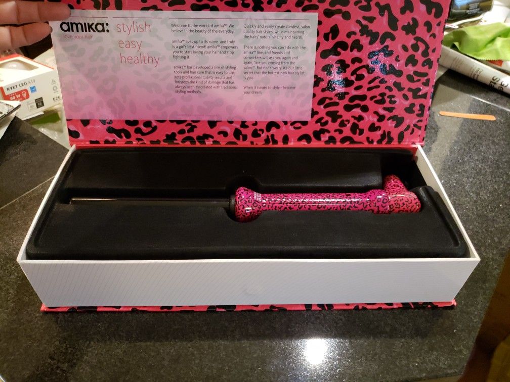 Amika Cheetah 19mm Tourmaline Clip Free Curler