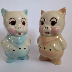 Vintage Porky Pig salt and pepper shakers
