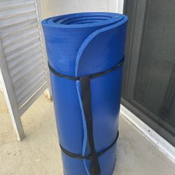 Amazon Basics Extra Thick Exercise Yoga Mat