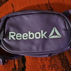 Reebok Fanny Pack Xenon Hype Purple RSF94850 Hip pack travel Adjustable Strap Key
