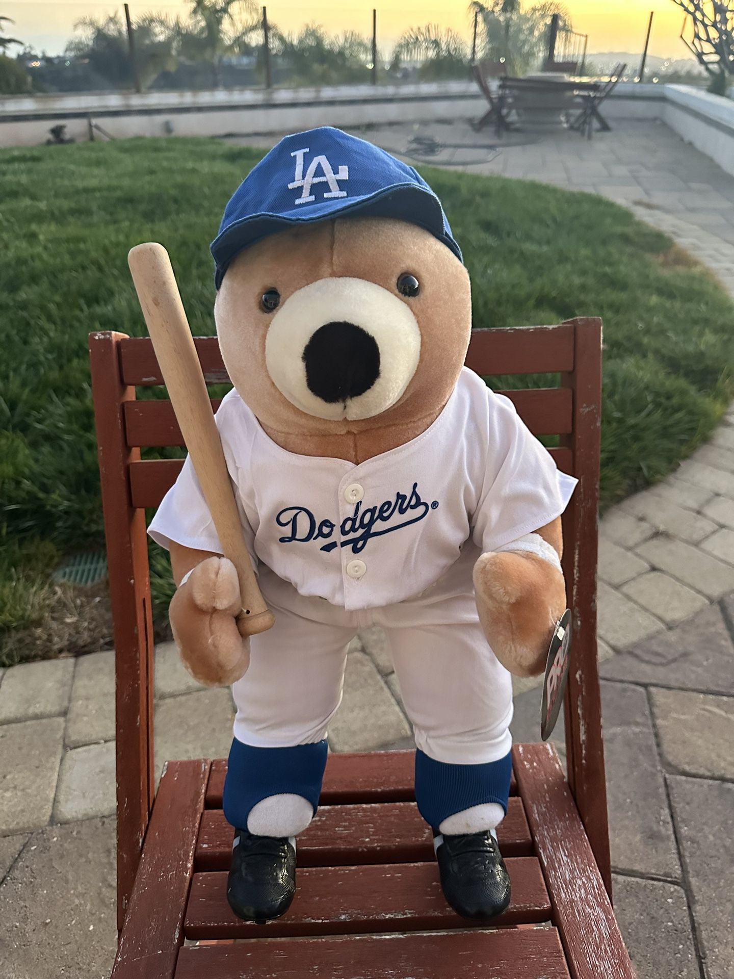 LA Dodgers Rare Pro Bear Inc. Collectible Baseball Team Teddy Bear.