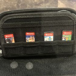 Nintendo Switch Case + 4 Games + Extra Accessories 
