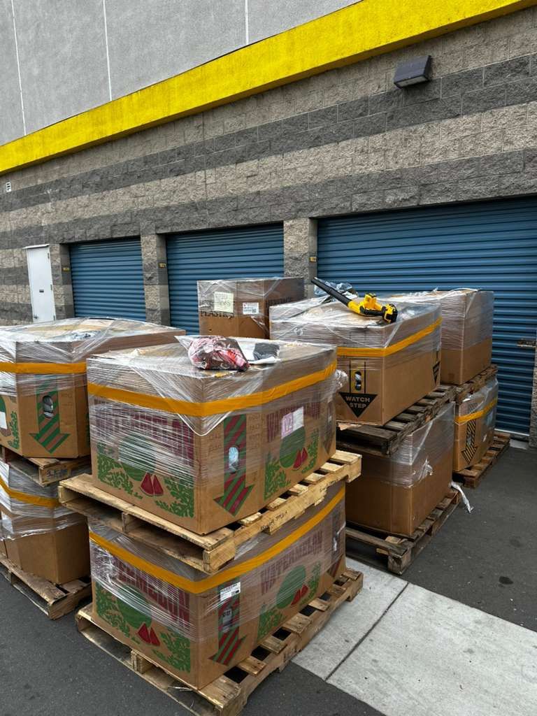 Amazon Clothing Pallets