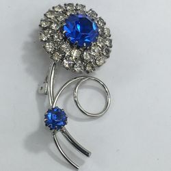 PIN BROOCH 