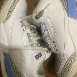 Air Jordan  JORDAN 3 RETRO 'UNC Size 9