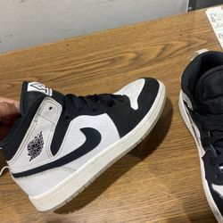 Jordan 1 Size 1Y Kids