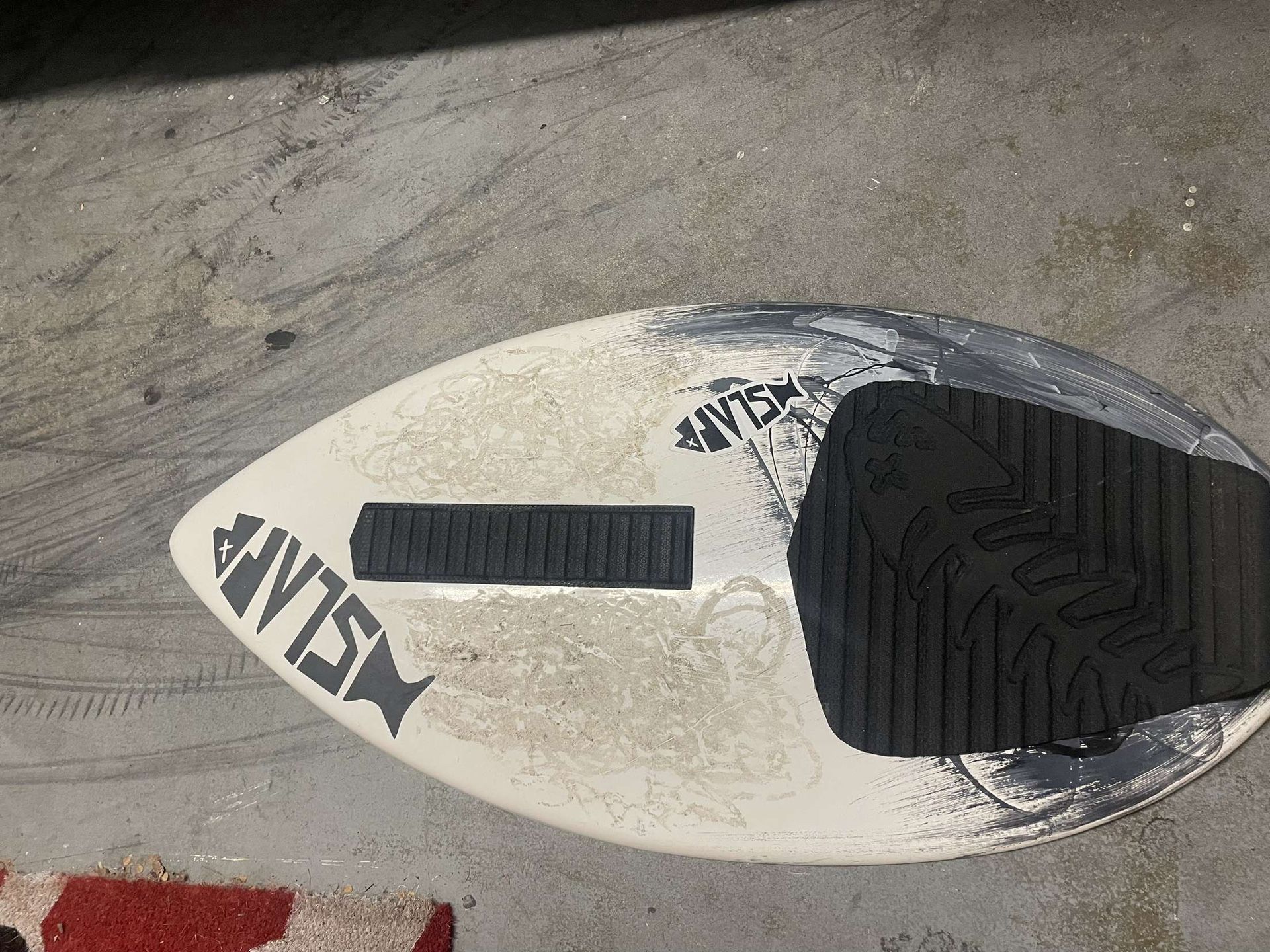 Slap Fish Skimboard