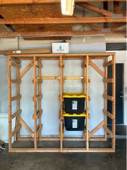 Wooden tote storage and organizer