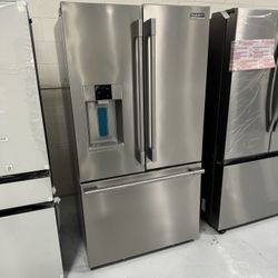 New Fridge Frigidaire Professional Bottom Freezer Water Ice