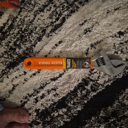 Brand NEW Klein Tools Extra Capacity Adjustable Wrench 