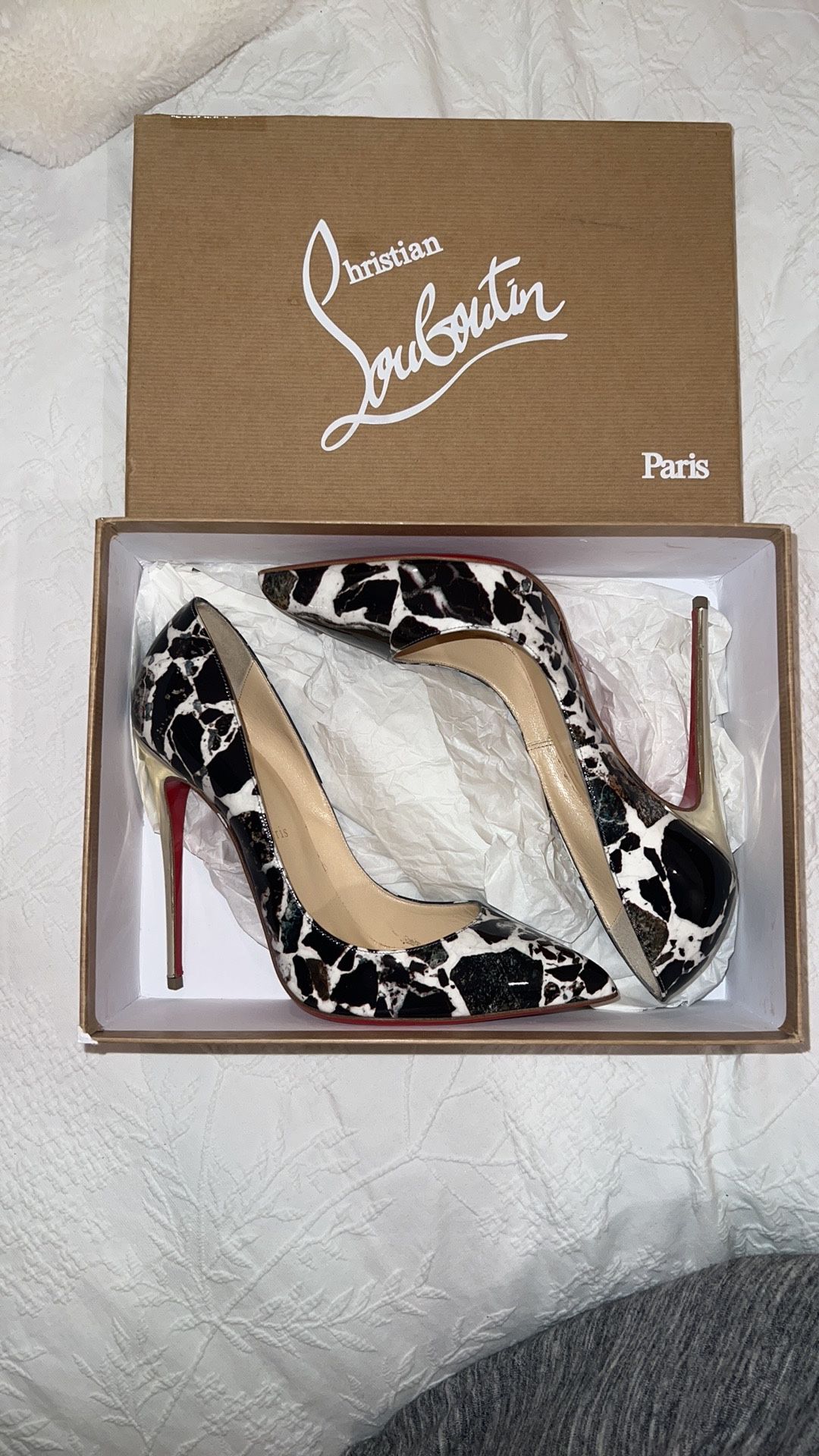 Louboutin Womens Pigalle Follies Heels