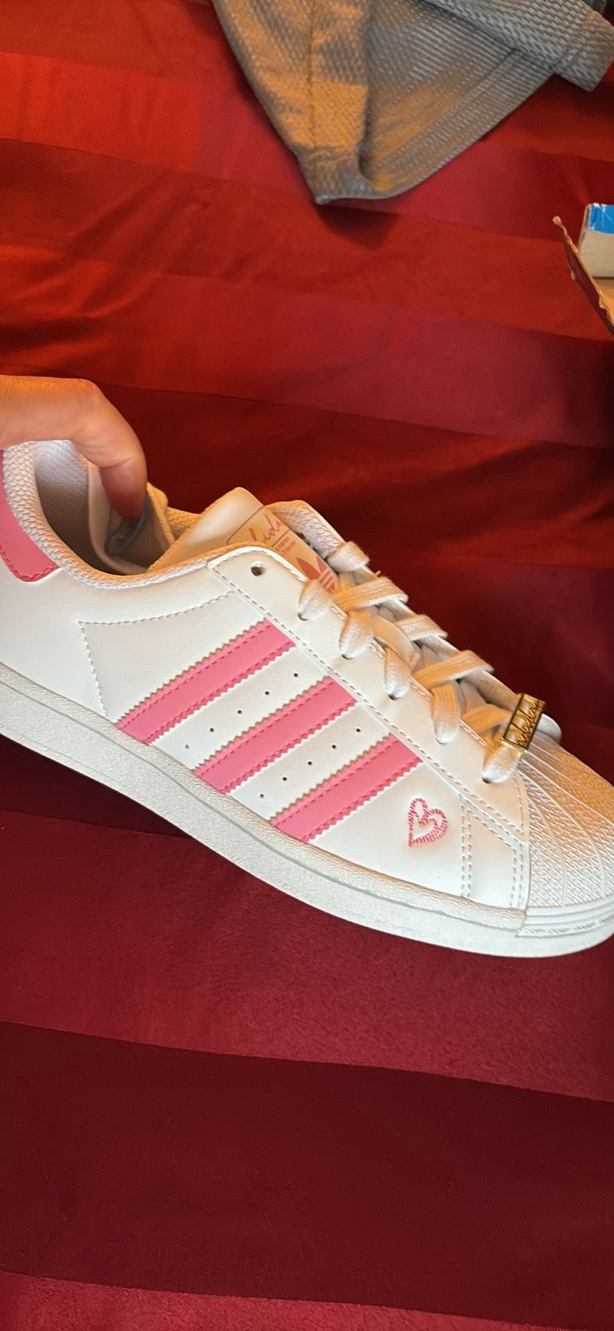 Pumas Have Been Worn Once All Others Have Never Been Worn